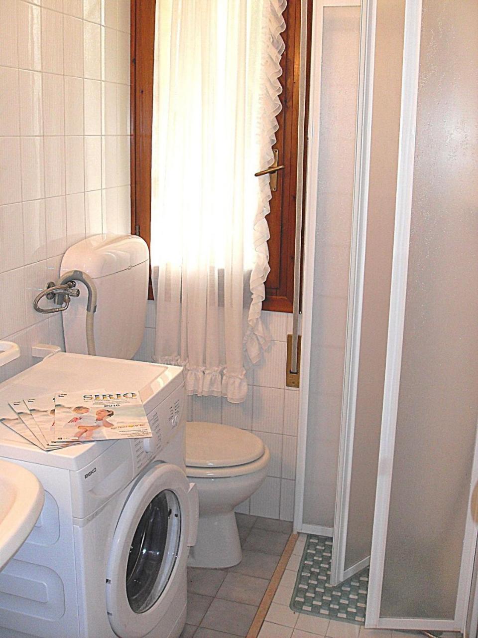 Marinella Apartman Bibione Kültér fotó